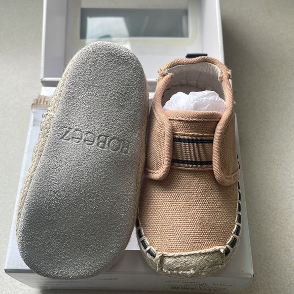 Robeez first kicks - Picture 3 of 4